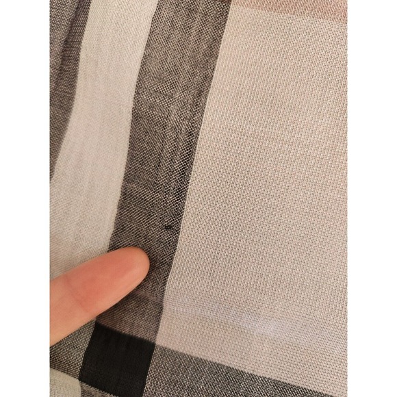 Burberry Lightweight Giant Check Wool Silk Viscose Scarf 84.6'' x 27.6'' Pink - Picture 11 of 16